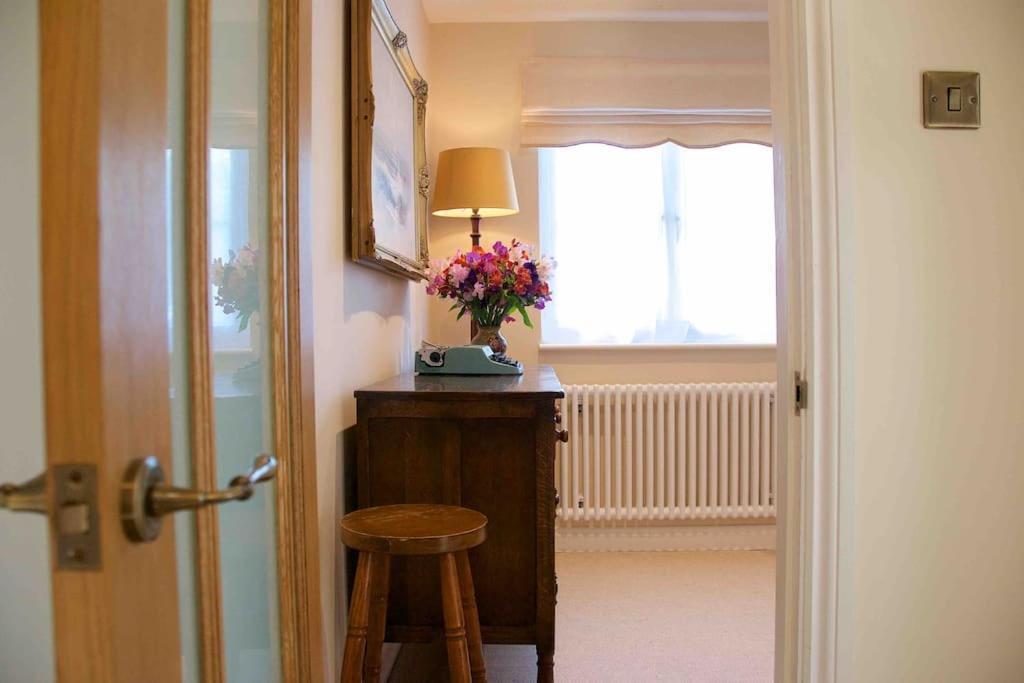 Canal View 2 Bedrooms End Of Terrace 奇切斯特 外观 照片
