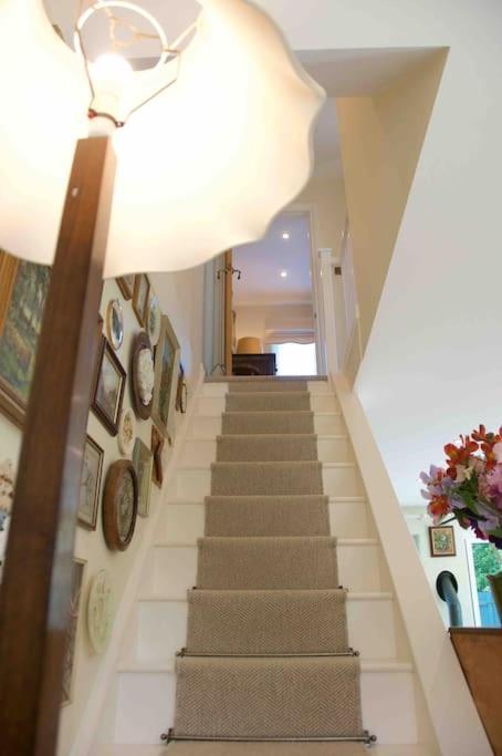 Canal View 2 Bedrooms End Of Terrace 奇切斯特 外观 照片